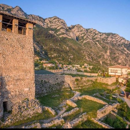 Rooms Emiliano Castle Of Kruja المظهر الخارجي الصورة