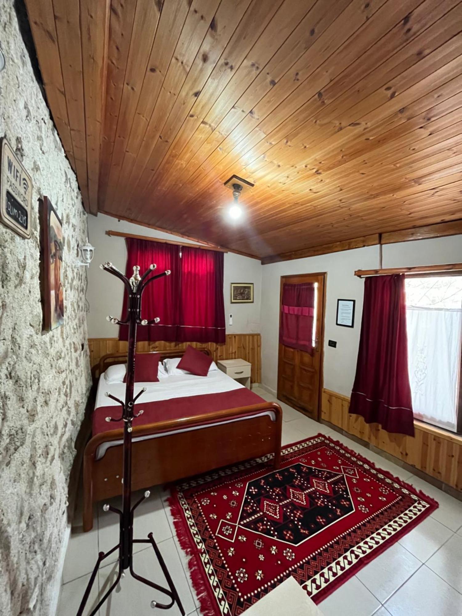 Rooms Emiliano Castle Of Kruja المظهر الخارجي الصورة
